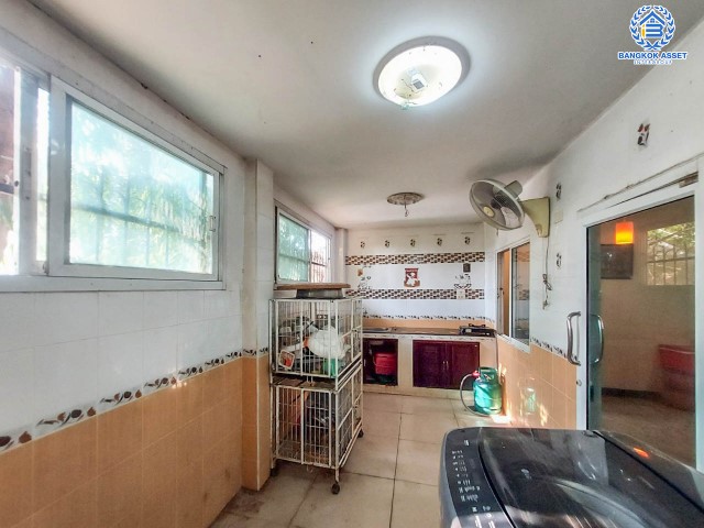 *****ทาวน์เฮ้าส์มือสองย่านนนทบุรี ม.ซื่อตรง บางใหญ่ เฟส2 เนื้อที่กว้าง 23.60 ตร.ว. ฟังก์ชัน 3 ห้องนอน 2 ห้องน้ำ ที่จอดรถ 1คัน ทาวน์เฮ้าส์พื้นที่ใช้สอยเยอะเหมือนบ้านเดี่ยว! ฟรี! เครื่องปรับอากาศ  2 ตัว! บนทำเลแห่งการเดินทางเชื่อมต่อถนนชัยพฤกษ์, ถนนบางบัวทอง-สุพรรณบุรี